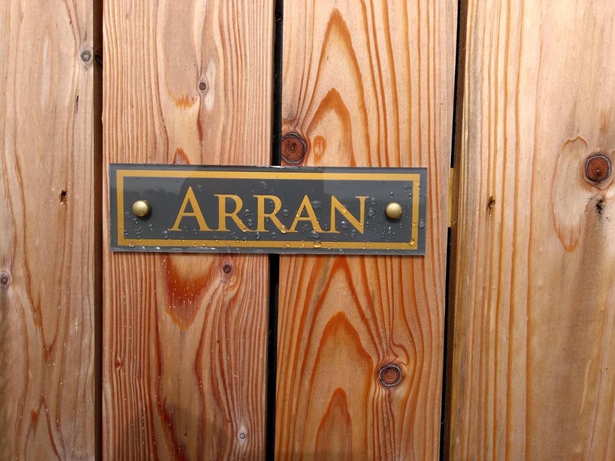 Cleeves Cabins Arran Luxury Lodge With Hot Tub Dalry  Bagian luar foto