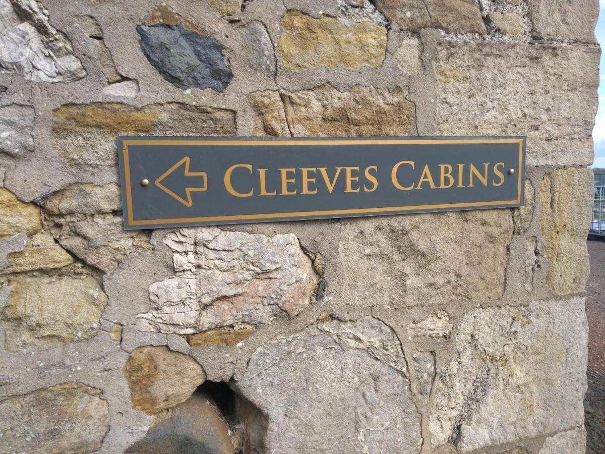 Cleeves Cabins Arran Luxury Lodge With Hot Tub Dalry  Bagian luar foto